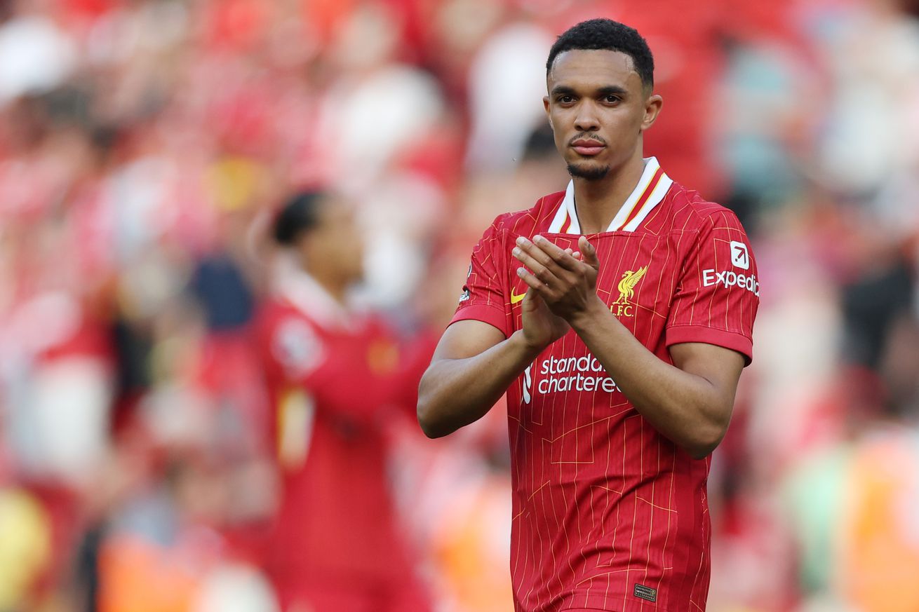 Liverpool FC v Arsenal FC - Premier League